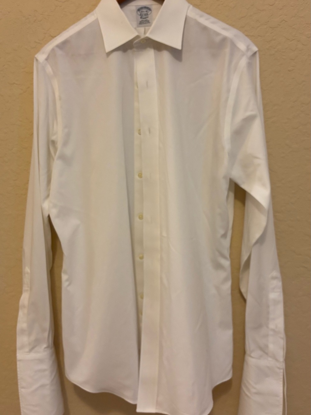 Brooks Brothers White Long-Sleeve Dress Shirt - Cuff sleeves